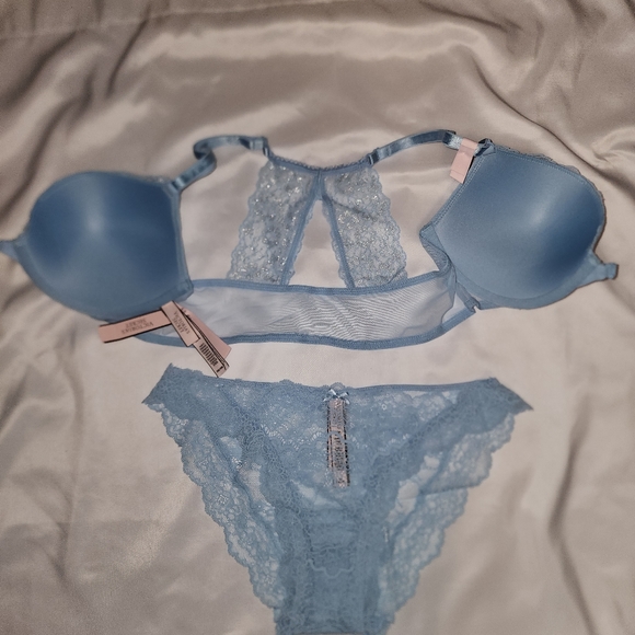 {SOLD} Victoria’s Secret Matching Bra & Panty Set, Blue Topaz - 36B/Medium - Picture 8 of 8